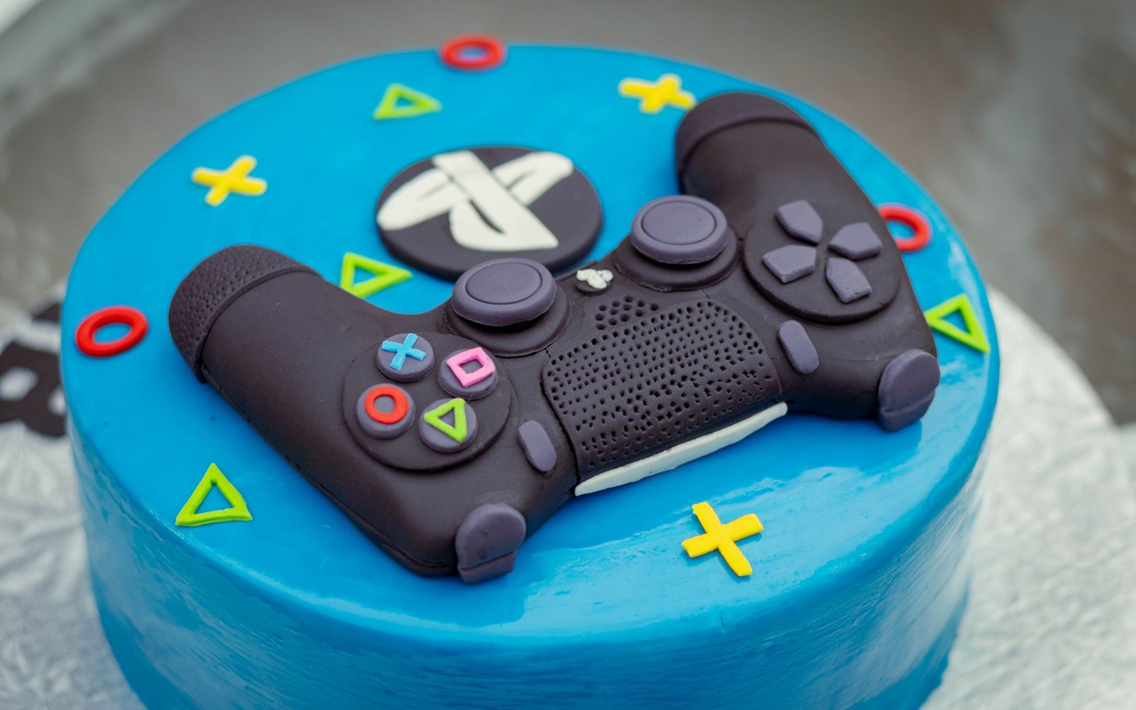 PlayStation controller and logo